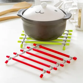 Anti slip stainless steel silicone heat insulation pad creative anti hot pot pad fashion home fashion furniture wholesale
Anti slip stainless steel silicone heat insulation pad creative anti hot pot pad fashion home fashion furniture wholesale