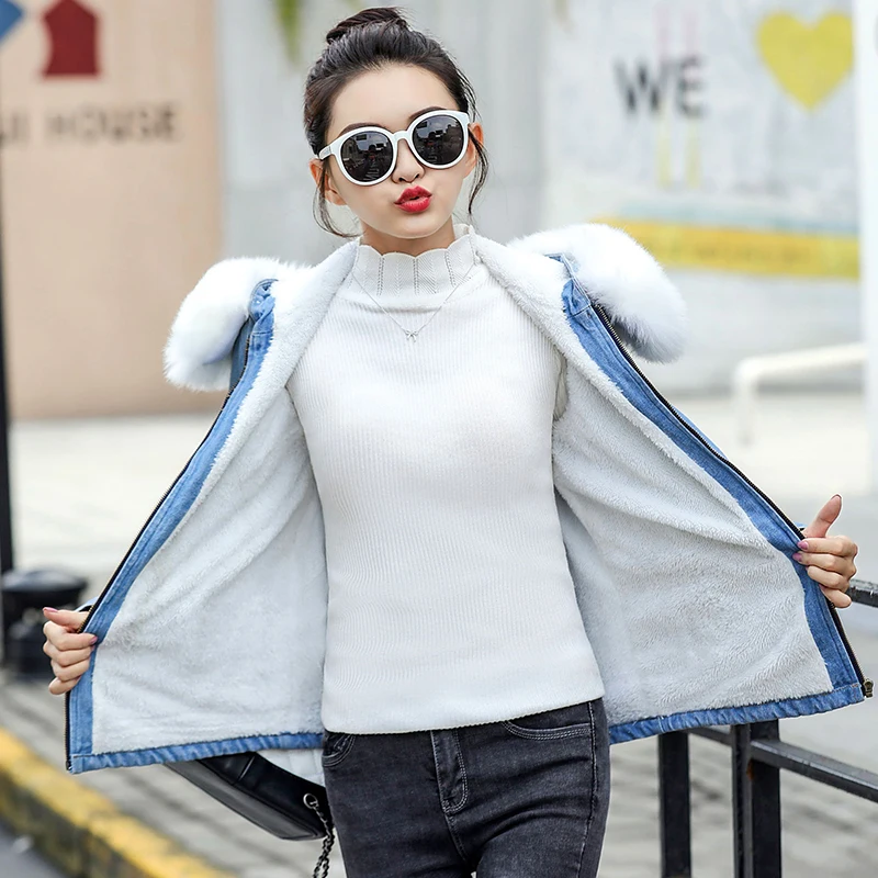 2019 New Short Winter Jacket Women Thicken Warm Outerwear Female Parkas Fur lining Winter Coats Denim women With hat Fake fur
2019 New Short Winter Jacket Women Thicken Warm Outerwear Female Parkas Fur lining Winter Coats Denim women With hat Fake fur