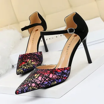 Style Shiny Sequined Shallow Pointed Women Sandals New Arrival Fashion Buckle High Heels Shoes Women's Elegant Party Sandals
Style Shiny Sequined Shallow Pointed Women Sandals New Arrival Fashion Buckle High Heels Shoes Women's Elegant Party Sandals