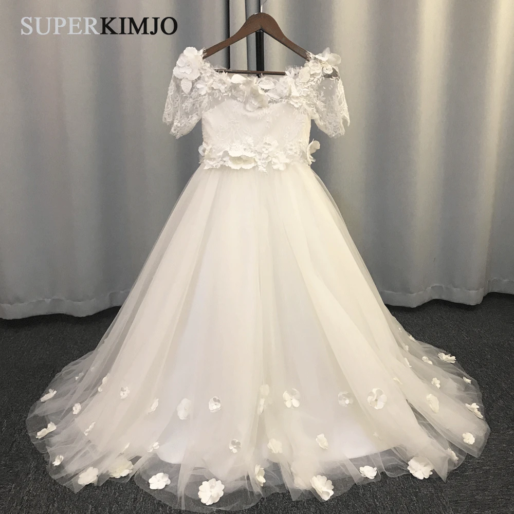 SuperKimJo White Flower Girl Dresses for Weddings Lace 3D Flowers Cheap Kids Wedding Dress Robe Ceremonie Fille
SuperKimJo White Flower Girl Dresses for Weddings Lace 3D Flowers Cheap Kids Wedding Dress Robe Ceremonie Fille