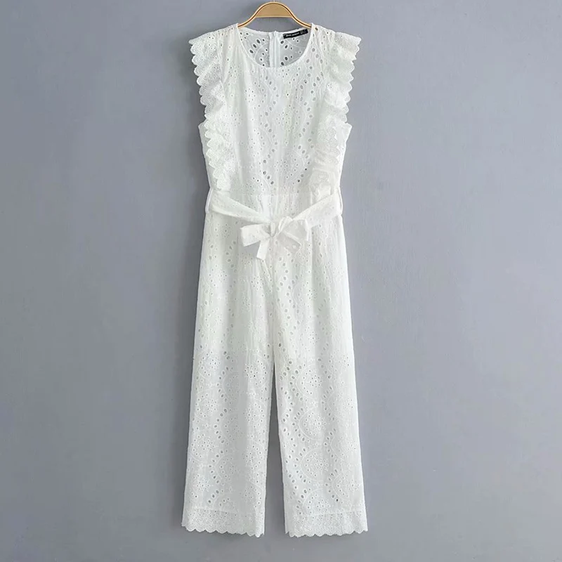 Summer ladies retro fashion embroidery elegant and charming hollow ladies jumpsuit casual commuter chic brand women's jumpsuit
Summer ladies retro fashion embroidery elegant and charming hollow ladies jumpsuit casual commuter chic brand women's jumpsuit