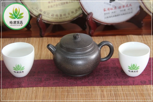 Dark clay real yixing chinese kung fu tea set teapot for puer black tea Spherical teapot of prosperity 220 ml
Dark clay real yixing chinese kung fu tea set teapot for puer black tea Spherical teapot of prosperity 220 ml
