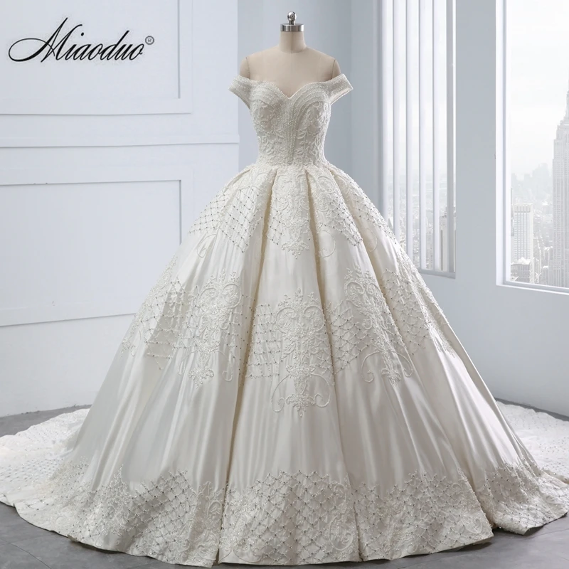 Dubai wedding dress new 2019 robe de soiree longue real photos ball gown bridal dress full beads
Dubai wedding dress new 2019 robe de soiree longue real photos ball gown bridal dress full beads