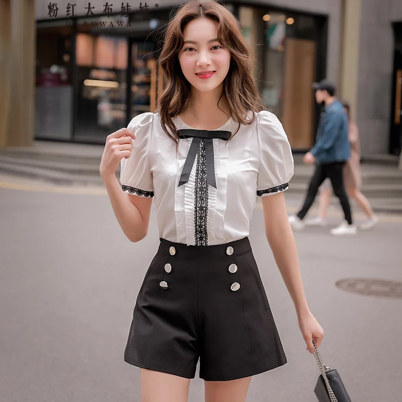 Dabuwawa Summer 2018 Offce Lady Blouses O-Neck Puff Sleeve Ruffle Bow tie Contrast Shirt Top
Dabuwawa Summer 2018 Offce Lady Blouses O-Neck Puff Sleeve Ruffle Bow tie Contrast Shirt Top