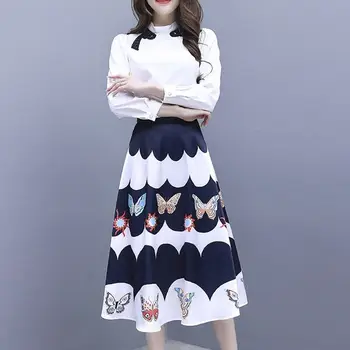 2020 Spring Autumn Women Vintage Pearls Decorate Solid Shirts+A Line High Waist Floral Print Skirts Set Lady Fashion Suits Y130
2020 Spring Autumn Women Vintage Pearls Decorate Solid Shirts+A Line High Waist Floral Print Skirts Set Lady Fashion Suits Y130