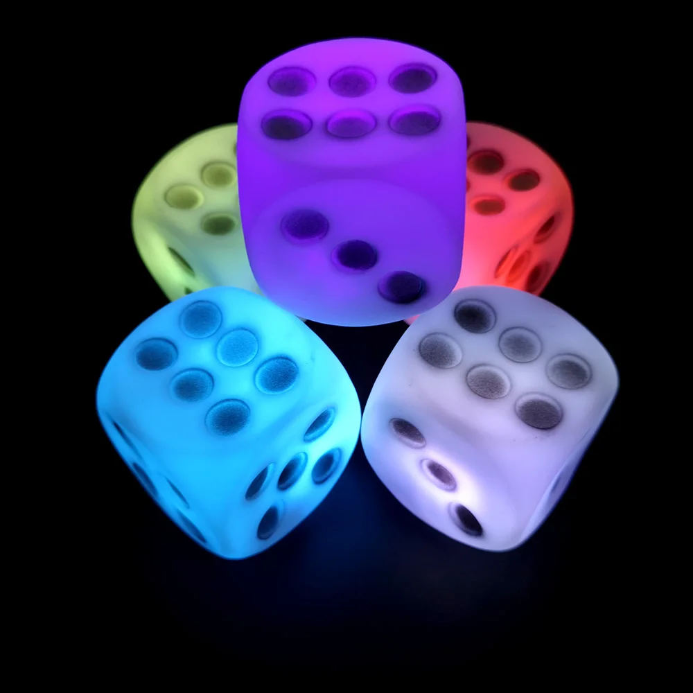 New 1 pc Lovely LED Colorful Light Dice Battery Powered Shape Lighting Bedside Lamp Night Light Party Decors luminaria de mesa
New 1 pc Lovely LED Colorful Light Dice Battery Powered Shape Lighting Bedside Lamp Night Light Party Decors luminaria de mesa