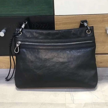 2019 AW Vegetable tanned cow leather zipper crossbody bag women eyelets crossbody genuine leather bags messenger bags women
2019 AW Vegetable tanned cow leather zipper crossbody bag women eyelets crossbody genuine leather bags messenger bags women