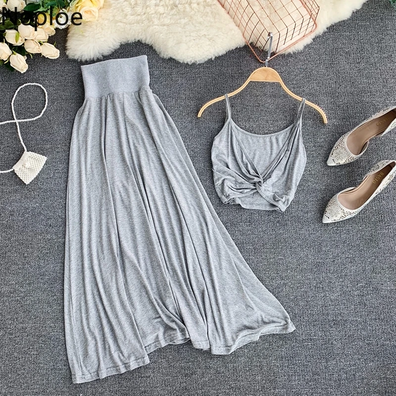 Neploe Women Two Piece Set Summer 2019 Solid V-Neck Sleeveless Camis+Drawstring Slim Waist A-Line Skirt Fashion Suits 44705
Neploe Women Two Piece Set Summer 2019 Solid V-Neck Sleeveless Camis+Drawstring Slim Waist A-Line Skirt Fashion Suits 44705