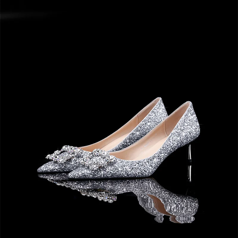 2019 new rhinestone high silvery shoes women pumpus pointed toe woman crystal wedding High-heeled shoes big size 9 cm
2019 new rhinestone high silvery shoes women pumpus pointed toe woman crystal wedding High-heeled shoes big size 9 cm