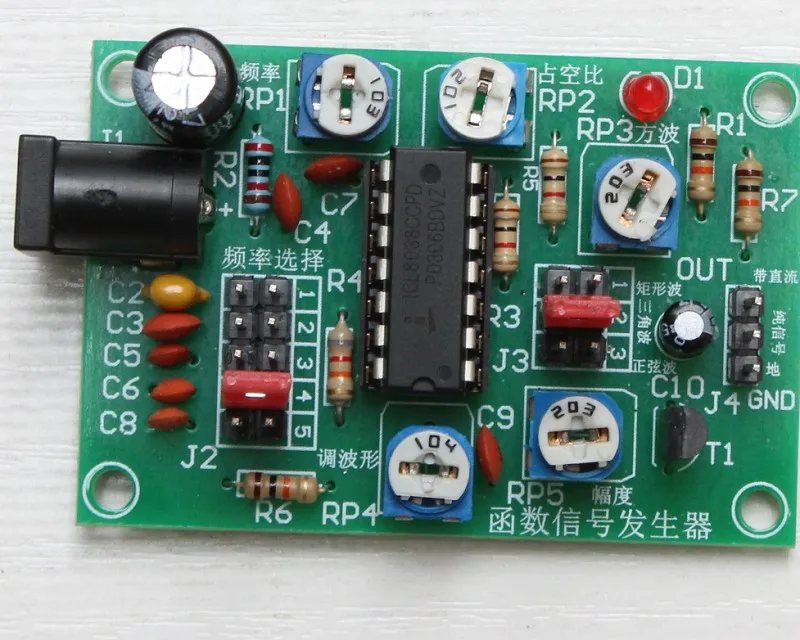 ICL8038 Functional Signal Generator Kit Professional Multiplex Waveform Generation Electronic Manufacturing Practical Components
ICL8038 Functional Signal Generator Kit Professional Multiplex Waveform Generation Electronic Manufacturing Practical Components