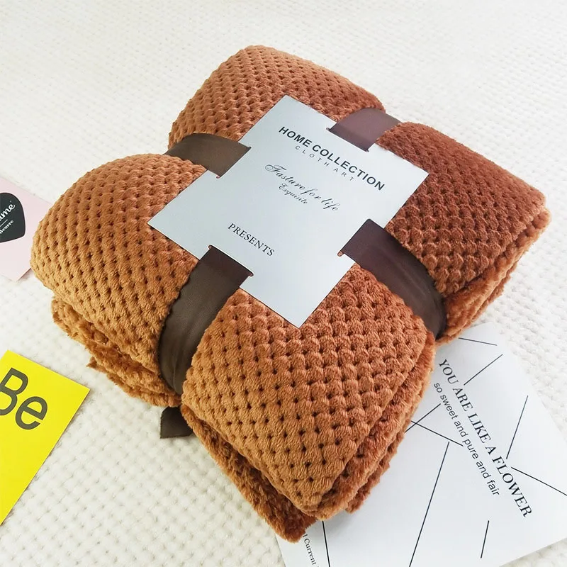 Coral Fleece Blanket Pineapple Plaid Throw Quality Home Textile Plaid Bedsheet Warm Soft Bedsheet bedding Sofa towel Four season
Coral Fleece Blanket Pineapple Plaid Throw Quality Home Textile Plaid Bedsheet Warm Soft Bedsheet bedding Sofa towel Four season