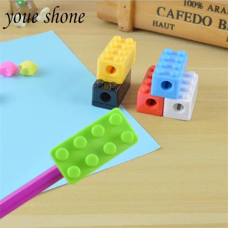 1PCS Cute Cartoon Brick Pencil Sharpener Plastic Building blocks Pencil Sharpener For Kids School Supplies
1PCS Cute Cartoon Brick Pencil Sharpener Plastic Building blocks Pencil Sharpener For Kids School Supplies