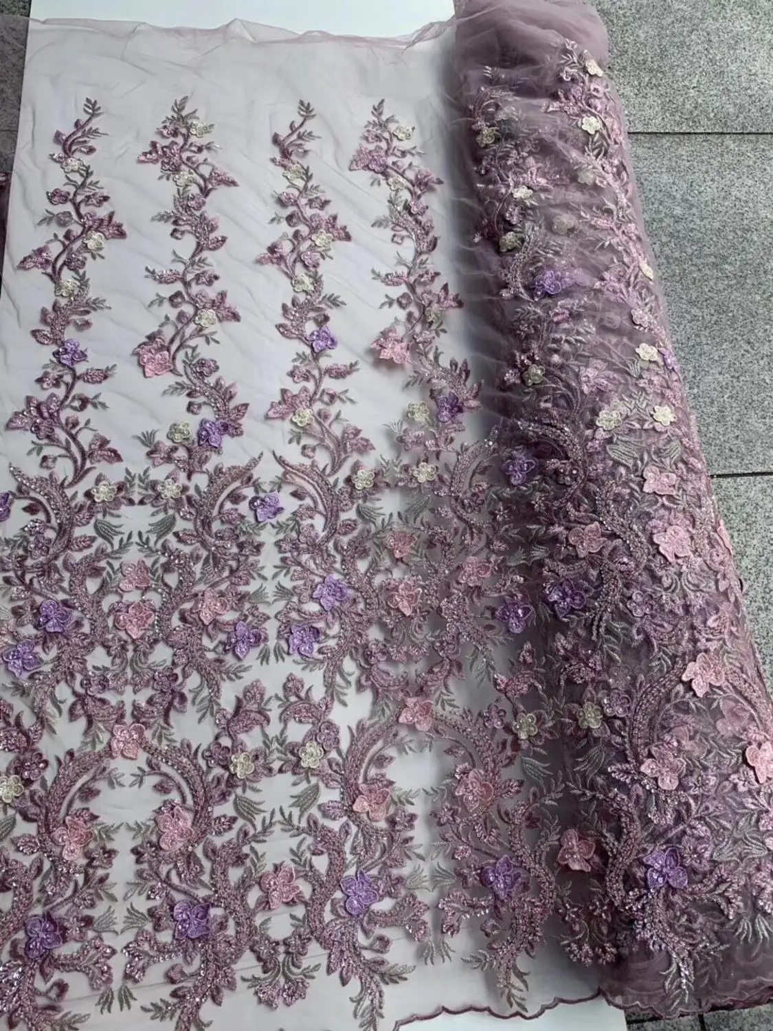 nice looking feather embroidery tulle mesh lace fabric CiCi-6.1305 with good quality for party dress
nice looking feather embroidery tulle mesh lace fabric CiCi-6.1305 with good quality for party dress