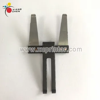 M3.028.825 Separator Finger Blech 2 CD74/XL75 Centre Fix Double Blade Sheet Separator XL75 Twin Separator
M3.028.825 Separator Finger Blech 2 CD74/XL75 Centre Fix Double Blade Sheet Separator XL75 Twin Separator