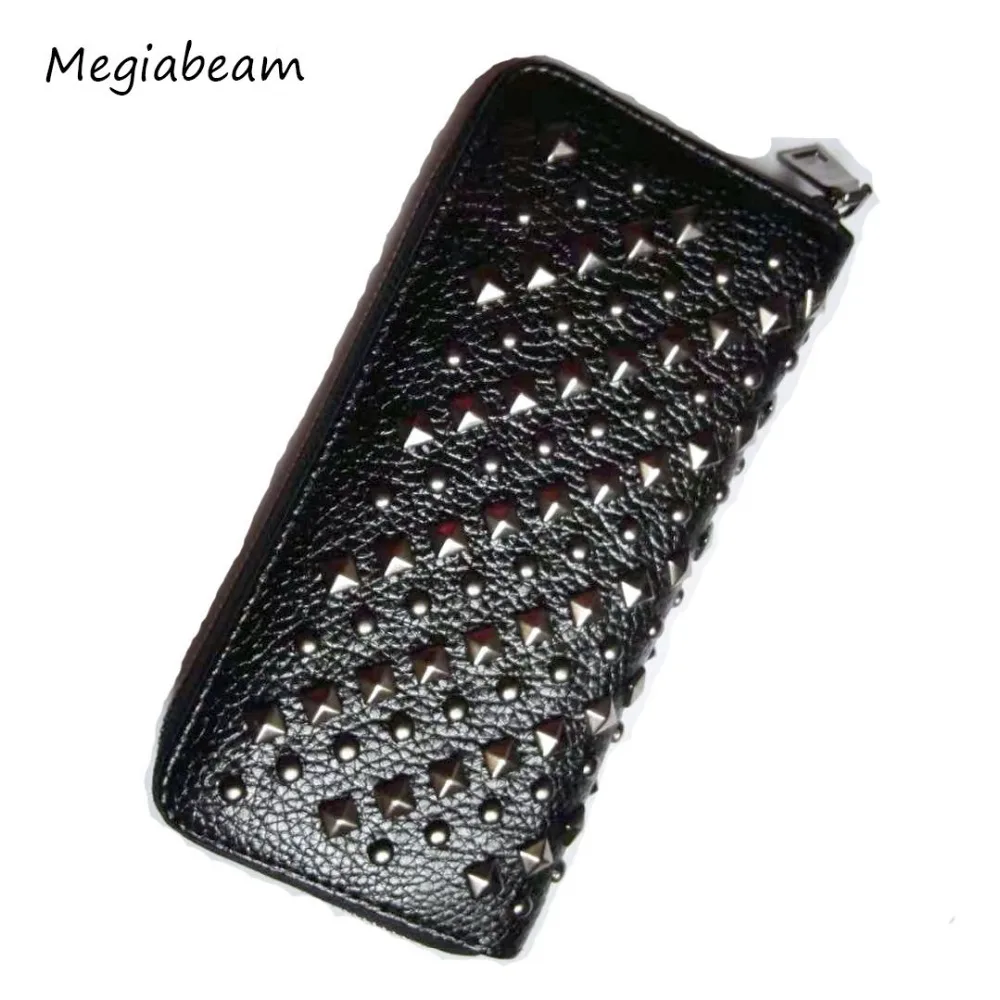 New Fashion 2019 Rivet Women Wallet PU Leather Zipper Solid Color Long Women Purse Punk Rock Style Clutch Black Champagne Color 
New Fashion 2019 Rivet Women Wallet PU Leather Zipper Solid Color Long Women Purse Punk Rock Style Clutch Black Champagne Color