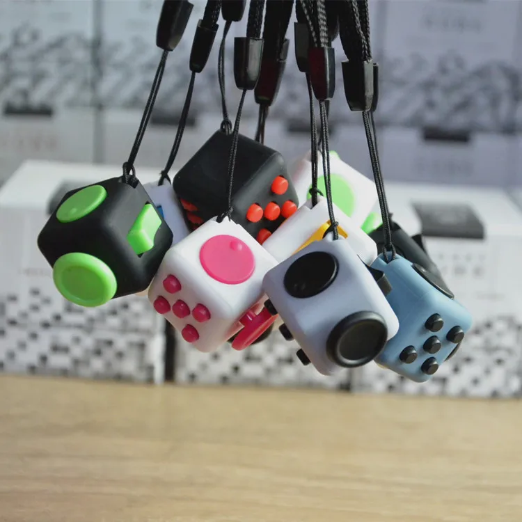 10pcs/lot 7 Color Mini Decompression Cube 2.2*2.2cm Anxiolytic Small Magic Cube Relieve Stress Fun Toy With Key Buckle Line
10pcs/lot 7 Color Mini Decompression Cube 2.2*2.2cm Anxiolytic Small Magic Cube Relieve Stress Fun Toy With Key Buckle Line