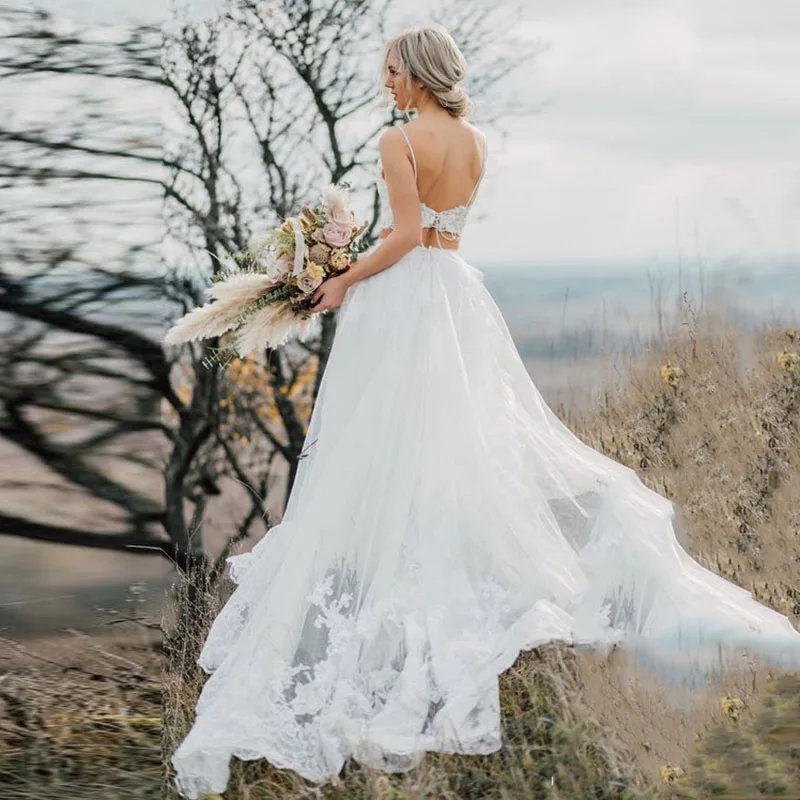2019 Crop Top Boho Wedding Dress Lace Up Two Pieces Wedding Gown Split Lace Umbilical Bridal Dresses V Neck Spaghetti Straps
2019 Crop Top Boho Wedding Dress Lace Up Two Pieces Wedding Gown Split Lace Umbilical Bridal Dresses V Neck Spaghetti Straps
