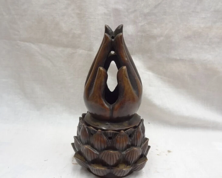 song voge gem S3025 Tibet Bronze Buddhist Lotus Pray Buddha Hand Statue Box Incense Burner Censer
song voge gem S3025 Tibet Bronze Buddhist Lotus Pray Buddha Hand Statue Box Incense Burner Censer