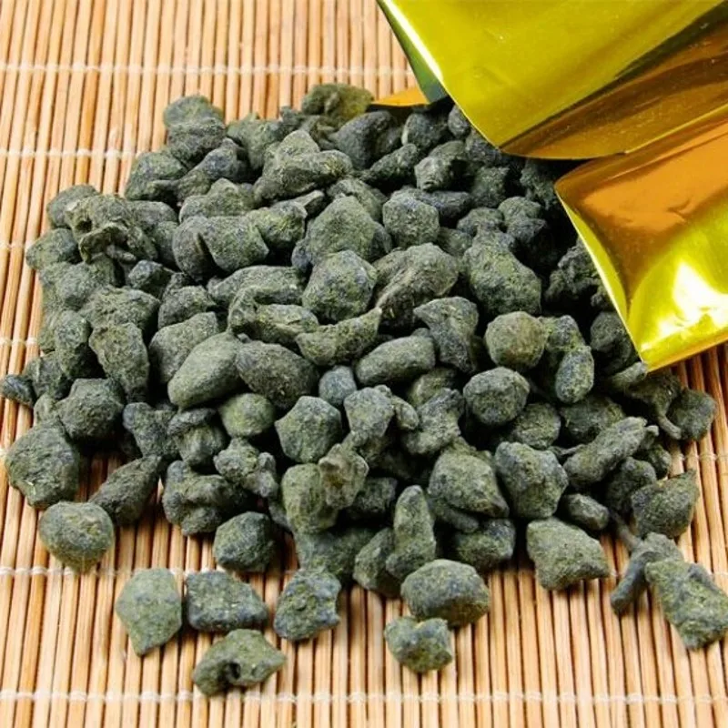 250g Taiwan dongding GinSeng Oolong tea Beauty Weight loss Lowering Blood Pressure High Mountains Chinese Taiwan Fresh Green Tea
250g Taiwan dongding GinSeng Oolong tea Beauty Weight loss Lowering Blood Pressure High Mountains Chinese Taiwan Fresh Green Tea
