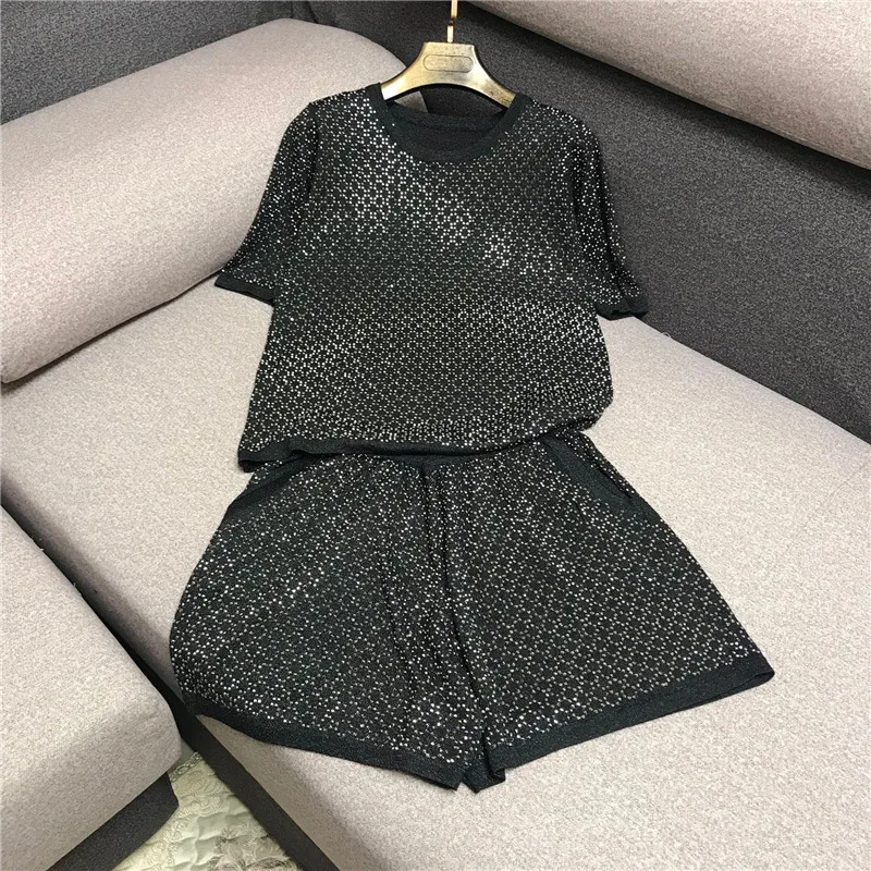 Summer fashion suits female BlingBling heavy hot drilling choli + light excessive two-piece wide-legged pants
Summer fashion suits female BlingBling heavy hot drilling choli + light excessive two-piece wide-legged pants
