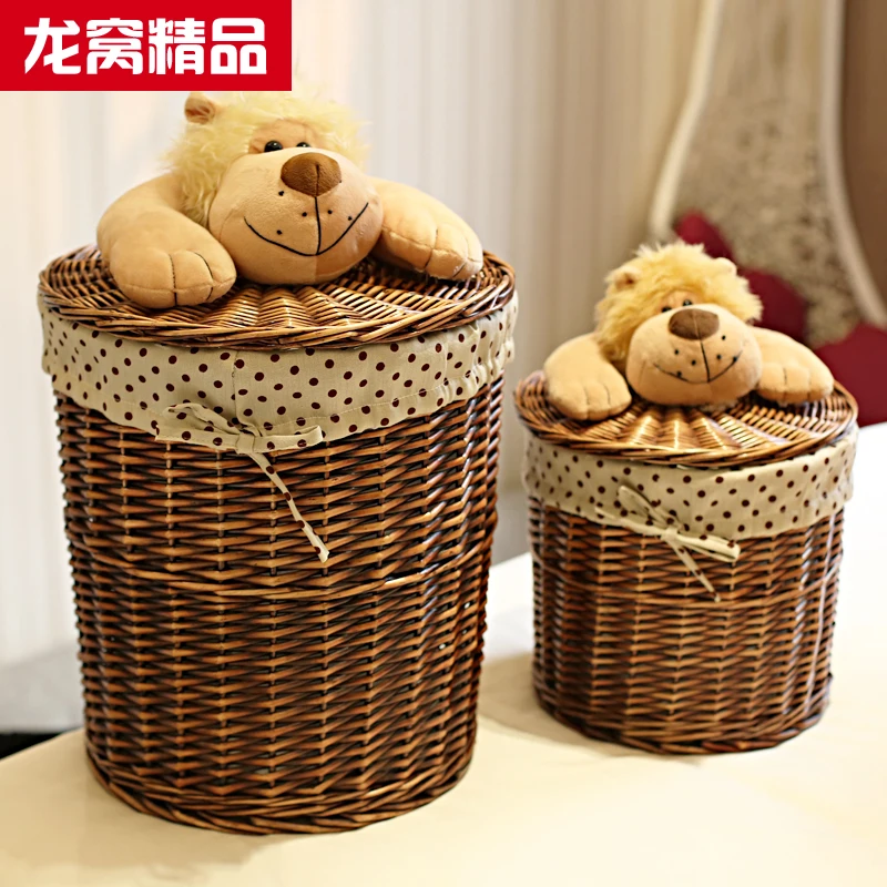 Creative Rattan Storage Basket With Cover Home Laundry Clothes Willow Bucket Handmade Toy Organizer Wilcker Storage Straw Box
Creative Rattan Storage Basket With Cover Home Laundry Clothes Willow Bucket Handmade Toy Organizer Wilcker Storage Straw Box
