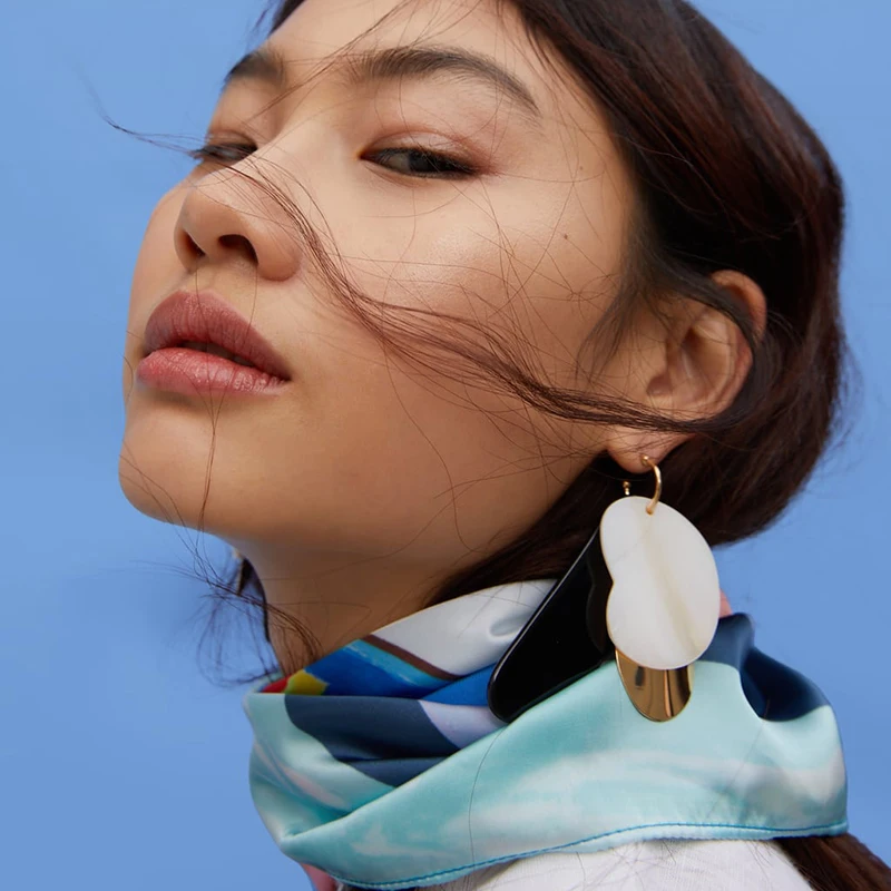 AENSOA Fashion Geometric Acrylic ZA Long Drop Dangle Earrings For Women 2019 Trendy Bohemia Oval Layered Statement Earrings Gift
AENSOA Fashion Geometric Acrylic ZA Long Drop Dangle Earrings For Women 2019 Trendy Bohemia Oval Layered Statement Earrings Gift