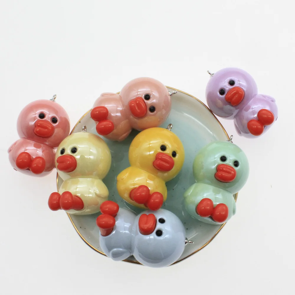 DIY Craft Duck Beads For Jewelry Making Baby Necklace Pendant Needlework Accessories Keychain Accessories
DIY Craft Duck Beads For Jewelry Making Baby Necklace Pendant Needlework Accessories Keychain Accessories