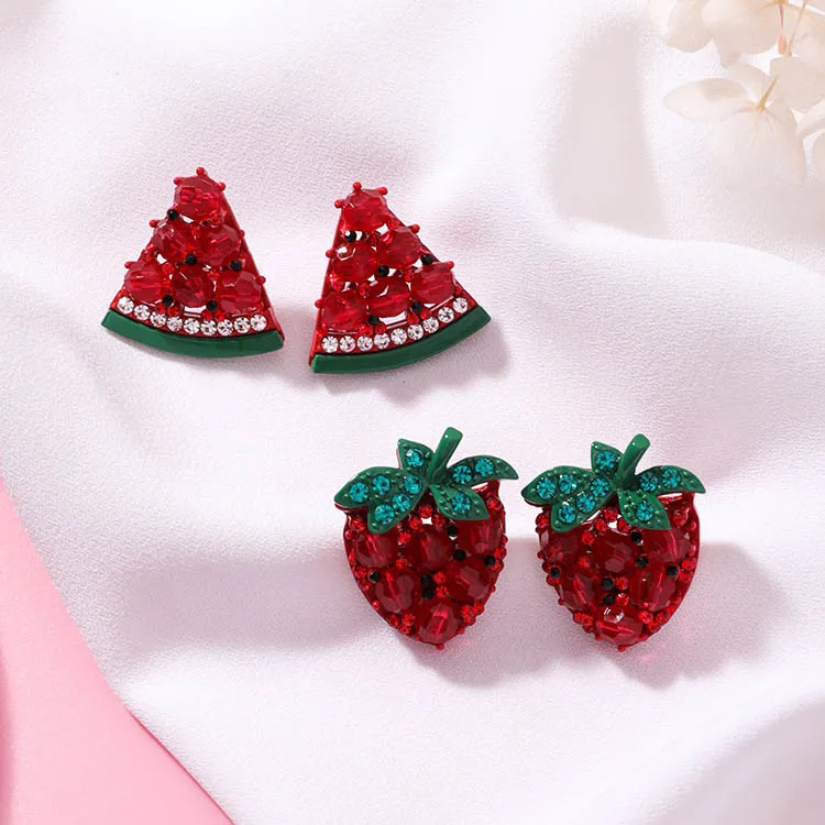Sweet Full Crystal Watermelon Strawberry Fruit Earrings S925 Sterling Silver Red Stud Earring for Women Christmas Jewelry Gift
Sweet Full Crystal Watermelon Strawberry Fruit Earrings S925 Sterling Silver Red Stud Earring for Women Christmas Jewelry Gift