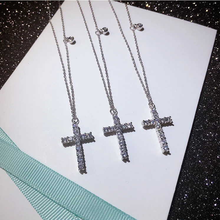 Cross Charm Necklace with Clear Zircon Elements Crystals Pendant Women's Round Real 925 Sterling Silver Genuine Cross Necklace
Cross Charm Necklace with Clear Zircon Elements Crystals Pendant Women's Round Real 925 Sterling Silver Genuine Cross Necklace