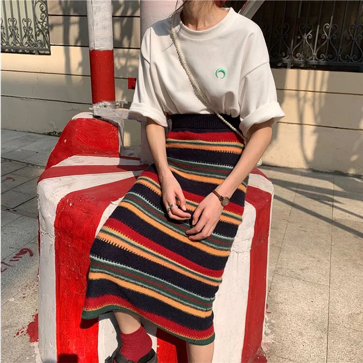 2019 New Women Fashion Skirt Rainbow Color Thin Stripe High Waist Knit Half Body Straight Pencil Skirt Ladies Office Work
2019 New Women Fashion Skirt Rainbow Color Thin Stripe High Waist Knit Half Body Straight Pencil Skirt Ladies Office Work
