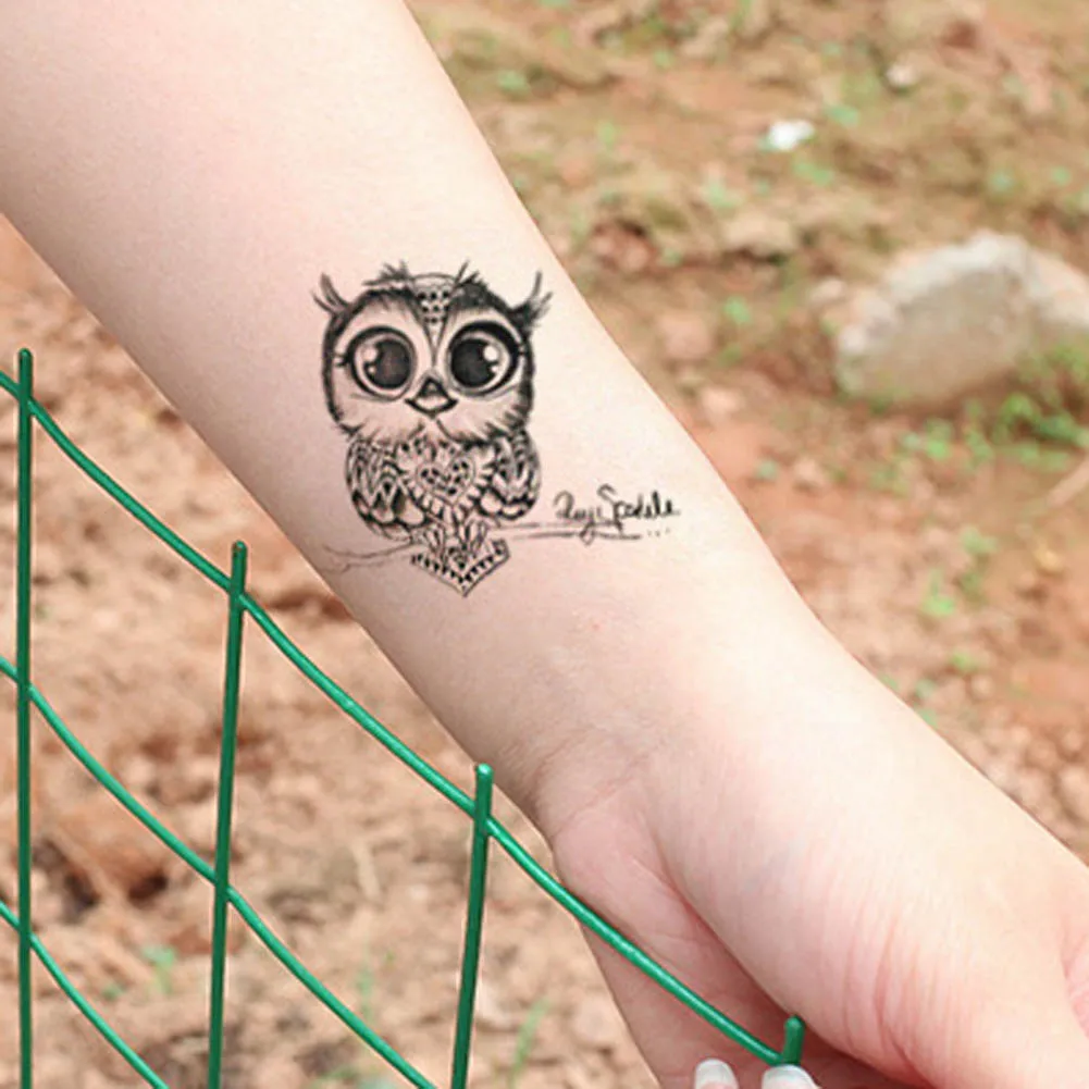 2pcs/set Cute Owl Arm Fake Transfer Tattoo Sexy Large Temporary Tattoos Sticker Men Women Body Art 105*60mm
2pcs/set Cute Owl Arm Fake Transfer Tattoo Sexy Large Temporary Tattoos Sticker Men Women Body Art 105*60mm