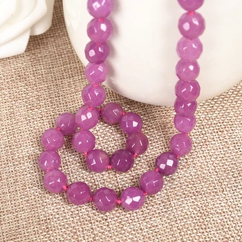 The popular rose color Give her the best gift of the year Rose red jasper necklace.
The popular rose color Give her the best gift of the year Rose red jasper necklace.