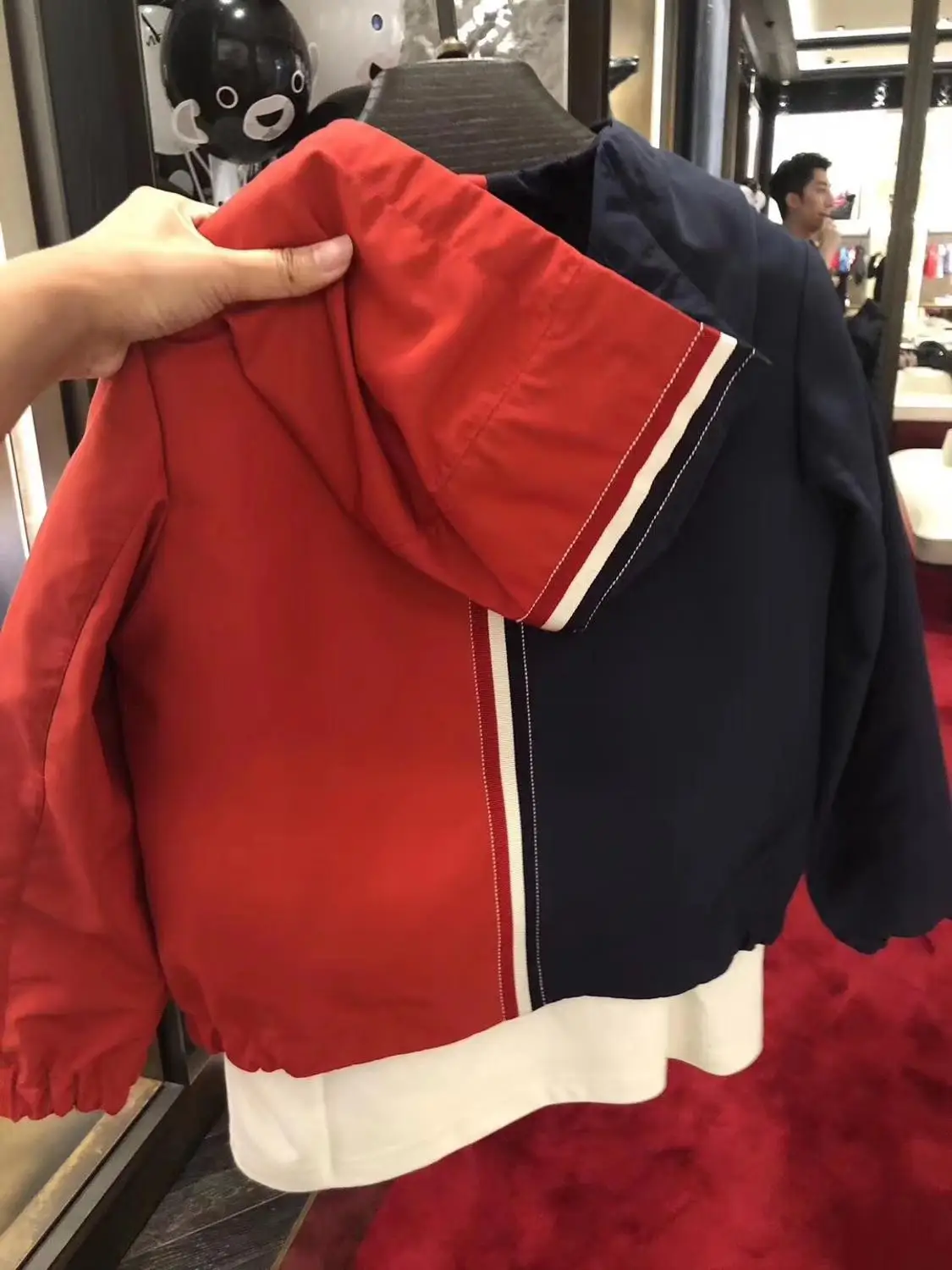 Pre-Order Autumn Winter Windproof Thicken Jackets for Children's Fashion Sport Coats Girls Mix Colors Boys Hooded Outwears
Pre-Order Autumn Winter Windproof Thicken Jackets for Children's Fashion Sport Coats Girls Mix Colors Boys Hooded Outwears