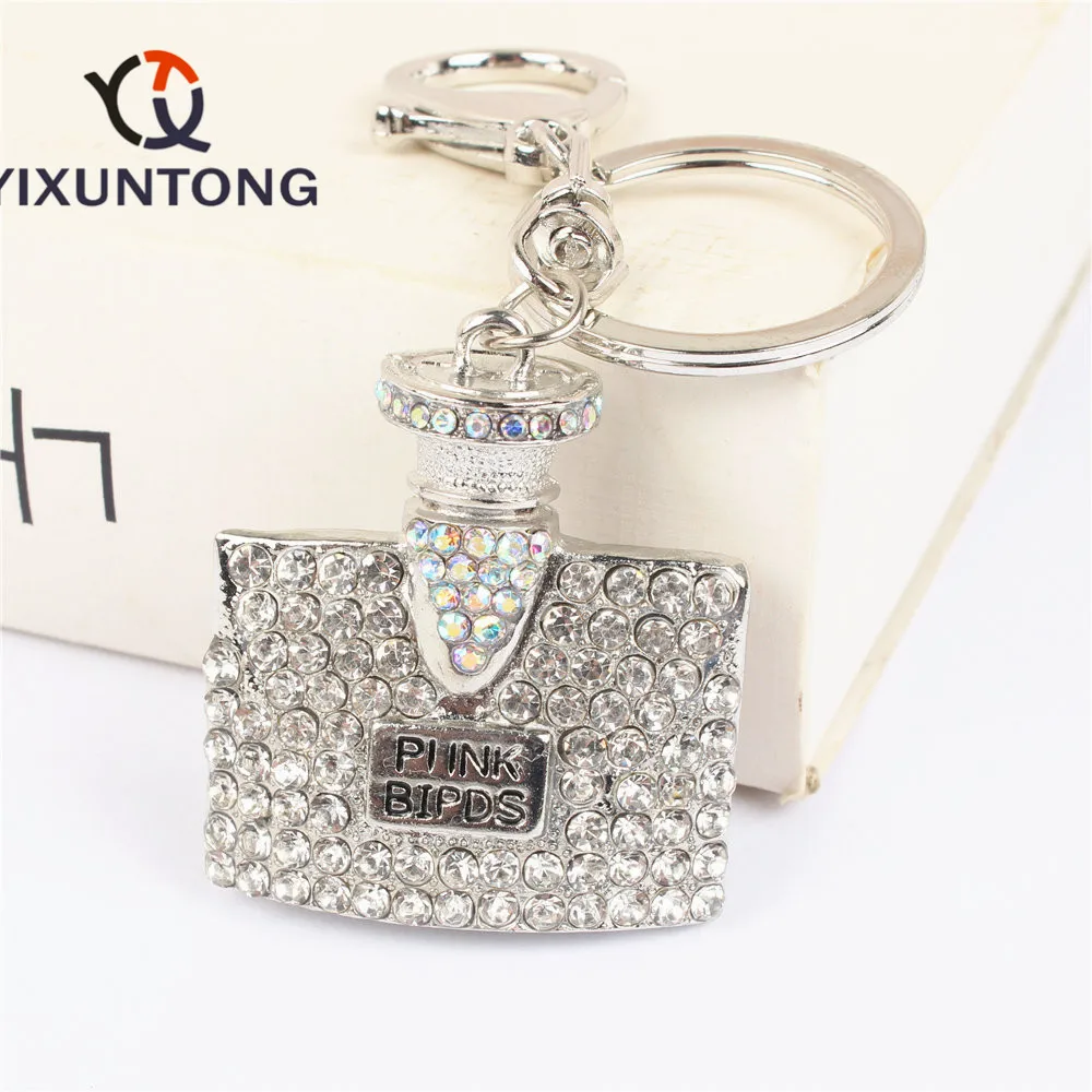 Silver Perfume Bottle Pendant Charm Rhinestone Crystal Purse Bag Keyring Key Chain Wedding Party Lover Friend Carkey Gift
Silver Perfume Bottle Pendant Charm Rhinestone Crystal Purse Bag Keyring Key Chain Wedding Party Lover Friend Carkey Gift