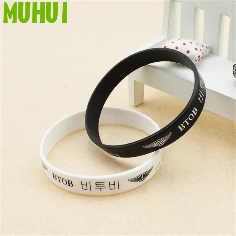 Kpop BTOB Mark Noctilucent Jelly Bracelet Female Silicone Hologram Bracelets Women Wholesale 18075
Kpop BTOB Mark Noctilucent Jelly Bracelet Female Silicone Hologram Bracelets Women Wholesale 18075