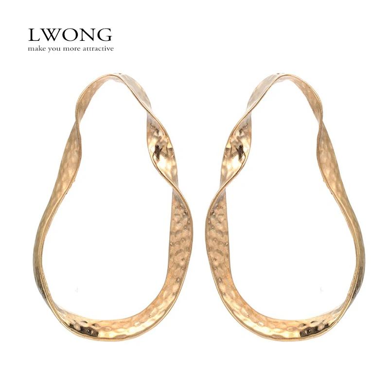 LWONG 2017 Trendy Gold Color Twisted Large Hoop Earrings for Women Bijoux Oversized Big Hoop Earrings Statement Earrings
LWONG 2017 Trendy Gold Color Twisted Large Hoop Earrings for Women Bijoux Oversized Big Hoop Earrings Statement Earrings