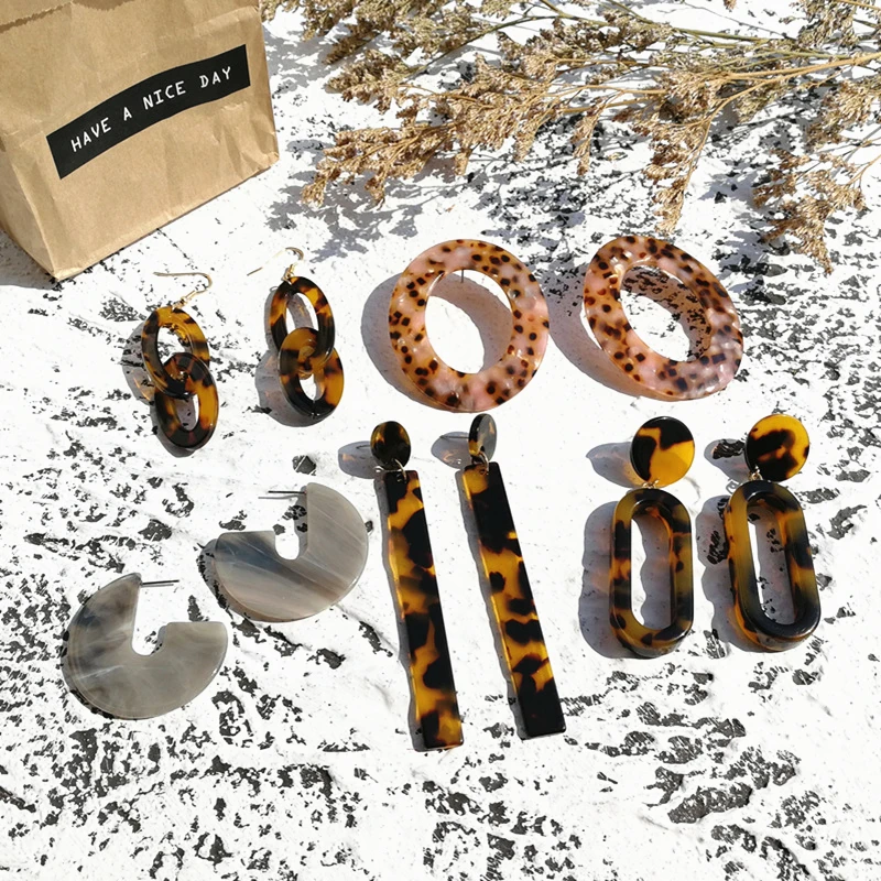 Fashion ZA Jewelry Acrylic Resin Oval Dangle Earrings For Women Geometry Big Circle Tortoiseshell Exaggerated Earrings Brincos
Fashion ZA Jewelry Acrylic Resin Oval Dangle Earrings For Women Geometry Big Circle Tortoiseshell Exaggerated Earrings Brincos