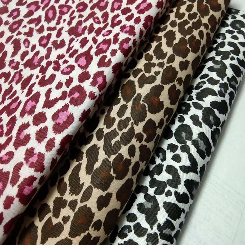 Beautiful 100% cotton leopard fabric assortment 50x155cm square patchwork handmade fabric For DIY Sewing home decoration
Beautiful 100% cotton leopard fabric assortment 50x155cm square patchwork handmade fabric For DIY Sewing home decoration