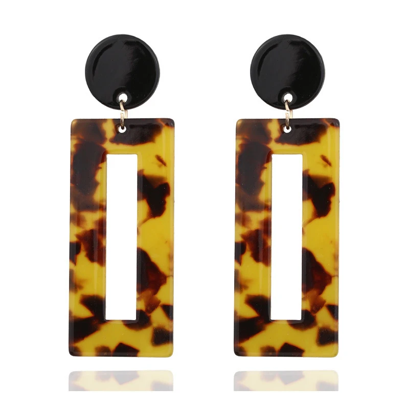 Women Acrylic Geometric Big Drop Earrings Vintage Fashion Leopard Print Resin Bohemian Earrings Women Girl Temperament Jewelry
Women Acrylic Geometric Big Drop Earrings Vintage Fashion Leopard Print Resin Bohemian Earrings Women Girl Temperament Jewelry