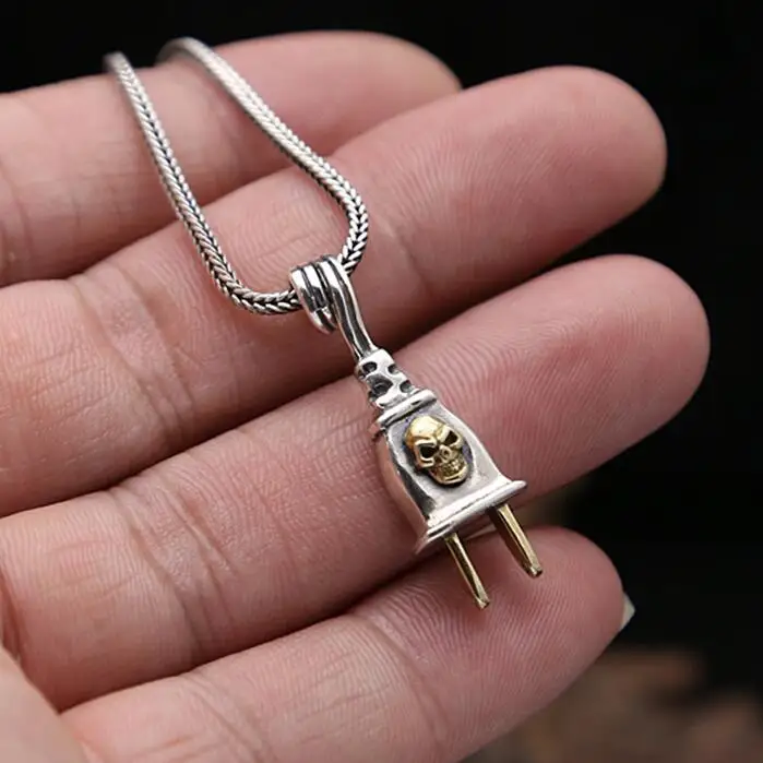 Funny Skull Plug Pendant Charms For Necklace Men Women In 100% Pure Solid Sterling Silver 925 Hiphop Jewelry Accessory Gift
Funny Skull Plug Pendant Charms For Necklace Men Women In 100% Pure Solid Sterling Silver 925 Hiphop Jewelry Accessory Gift