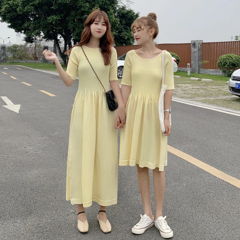Summer Style Korean Round Collar A-Line Short Dress Black Women Knitted Dresses Solid Color Short sleeve Elastic Slim Mini Dress
Summer Style Korean Round Collar A-Line Short Dress Black Women Knitted Dresses Solid Color Short sleeve Elastic Slim Mini Dress