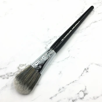 Professional Long Handle No.50 Flawless Light Powder Brush Blush Make up brush Beauty Tool
Professional Long Handle No.50 Flawless Light Powder Brush Blush Make up brush Beauty Tool