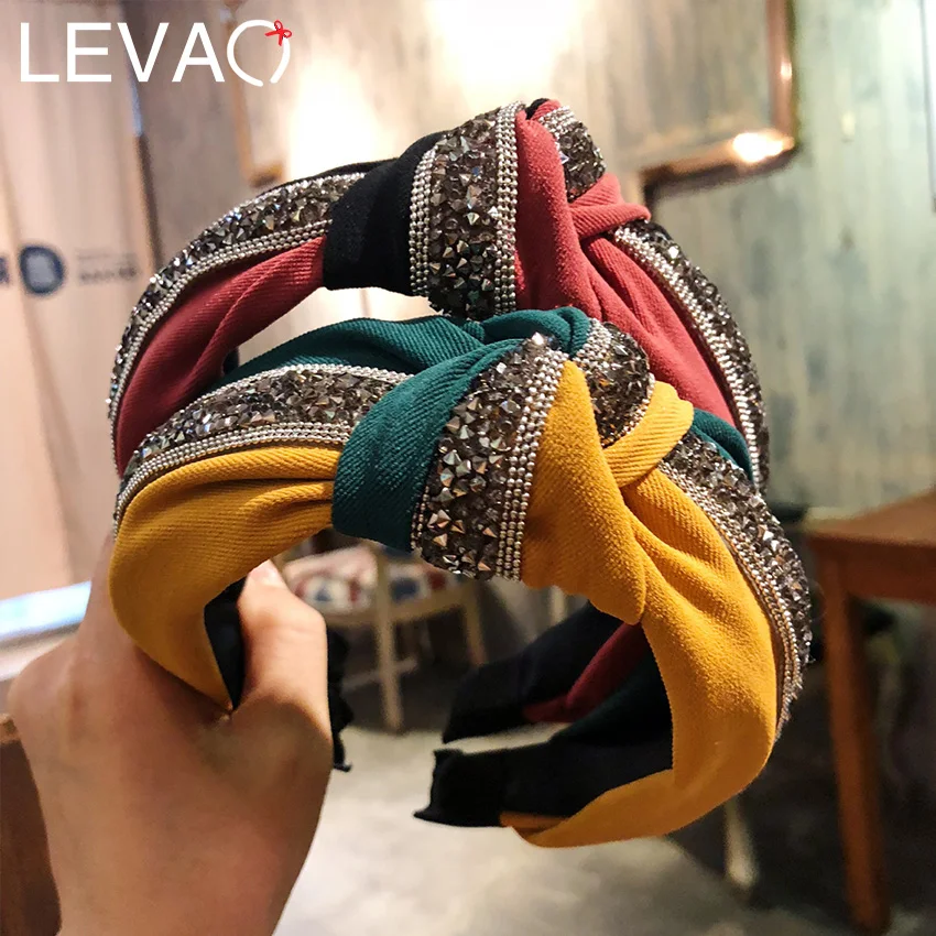 LEVAO Elegant Rhinstone Twist Headbands Hair Bands for Women Headwear New Fabric Patchwork Knotted Hair Hoop Head Band Headdress
LEVAO Elegant Rhinstone Twist Headbands Hair Bands for Women Headwear New Fabric Patchwork Knotted Hair Hoop Head Band Headdress