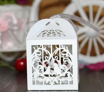 50pcs Deluxe Party Wedding Favor Laser Cut Pearl Paper Ribbon Candy Boxes Gift Box Bombonera Classical Bird Style Marriage Birt
50pcs Deluxe Party Wedding Favor Laser Cut Pearl Paper Ribbon Candy Boxes Gift Box Bombonera Classical Bird Style Marriage Birt