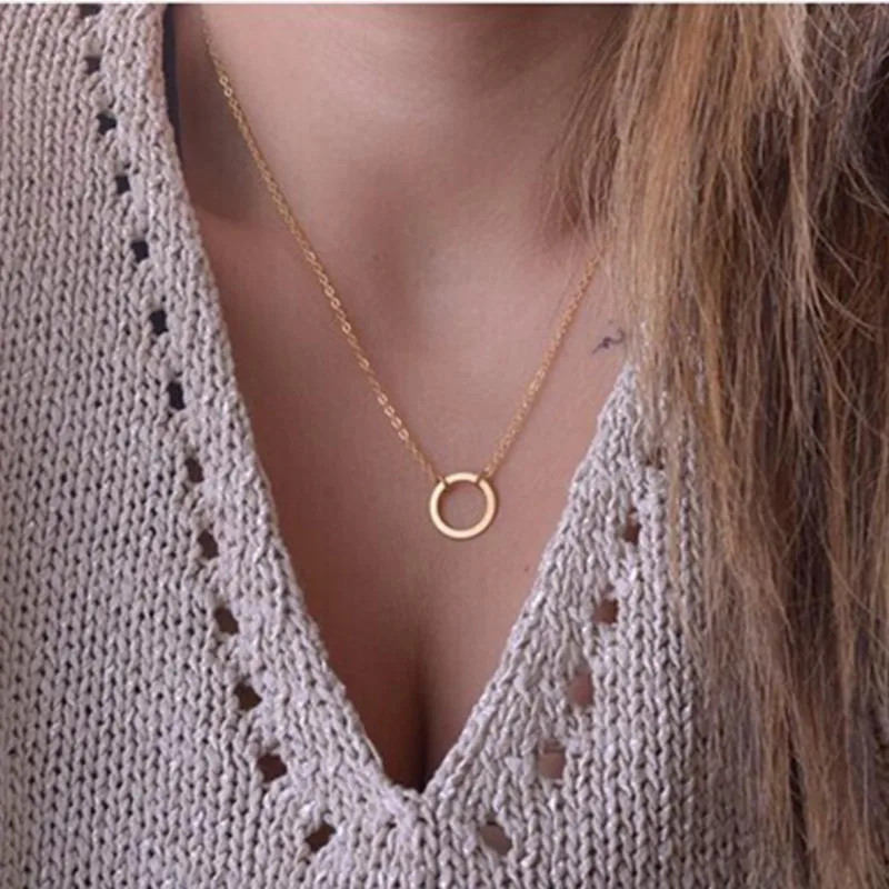 X352 New Simple Necklace Circle Pendant Charming Chain Necklace 2017 Fashion Jewelry Elegant Choker Necklace For Women Gift
X352 New Simple Necklace Circle Pendant Charming Chain Necklace 2017 Fashion Jewelry Elegant Choker Necklace For Women Gift