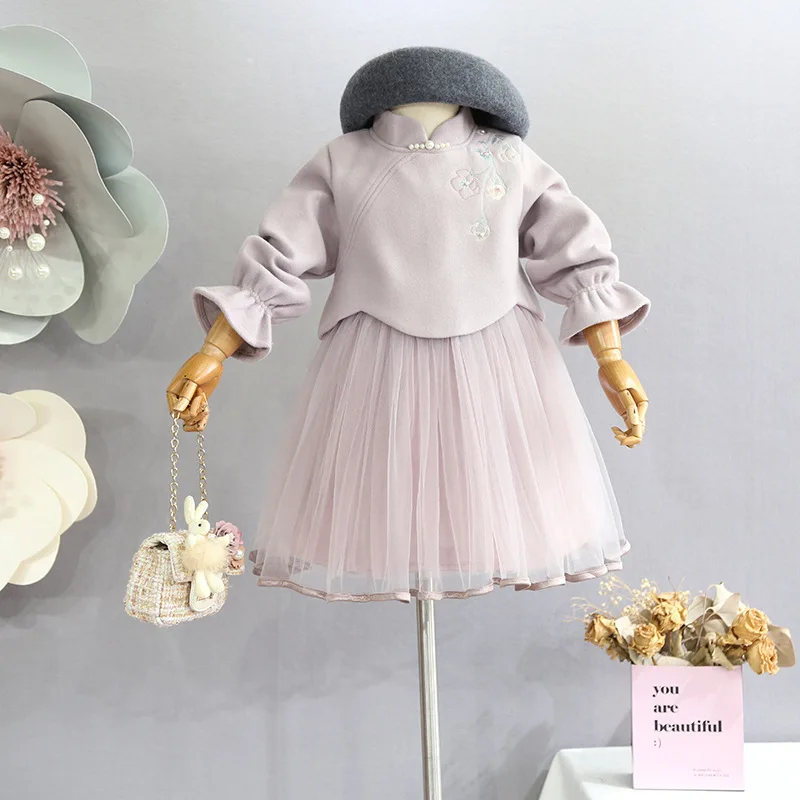 2018 autumn and winter new girls delicate embroidery fake two cheongsam dress mesh dress princess dress christmas dress
2018 autumn and winter new girls delicate embroidery fake two cheongsam dress mesh dress princess dress christmas dress