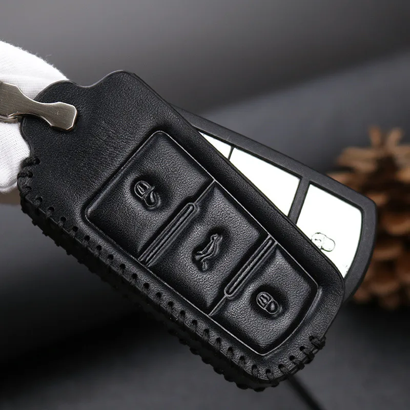 Leather Car Key Cover Case For Volkswagen Passat CC B6 B7 B7L CC R36 Magotan B5 3C 2010-2015 Golf 4 5 6 7 MK7 B8 Car Accessories
Leather Car Key Cover Case For Volkswagen Passat CC B6 B7 B7L CC R36 Magotan B5 3C 2010-2015 Golf 4 5 6 7 MK7 B8 Car Accessories