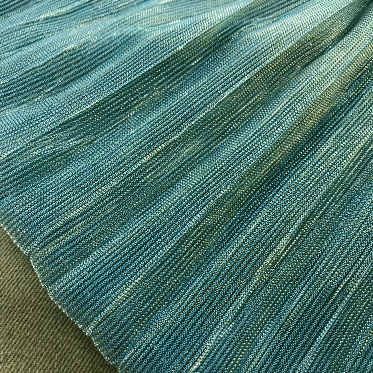2 meters 150cm 59" width green shiny pleated accordion mesh tulle fabric dress clothes materials MM464
2 meters 150cm 59" width green shiny pleated accordion mesh tulle fabric dress clothes materials MM464