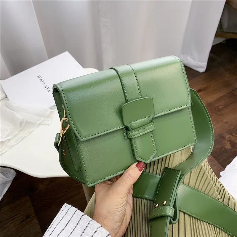 Crossbody Bags For Women 2019 Shoulder Bags Solid colorr Bags Wide shoulder strap Women Handbags Famous Brand Rivet Small Ladies
Crossbody Bags For Women 2019 Shoulder Bags Solid colorr Bags Wide shoulder strap Women Handbags Famous Brand Rivet Small Ladies