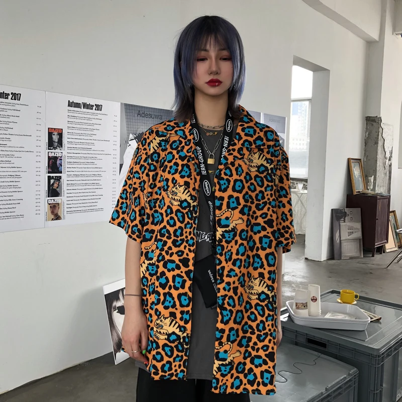 Cartoon Graphic Leopard Blouse Short Sleeve Loose Button Top Shirt Summer Hip Hop Streetwear Fashion Harajuku Korean Women Man
Cartoon Graphic Leopard Blouse Short Sleeve Loose Button Top Shirt Summer Hip Hop Streetwear Fashion Harajuku Korean Women Man
